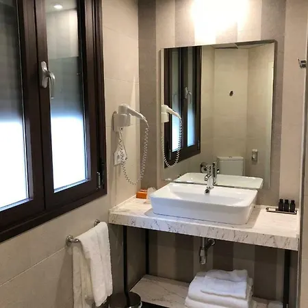 Отель Grecorooms 2*